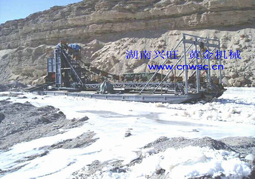 高海拔、高寒凍土礦區，采金船