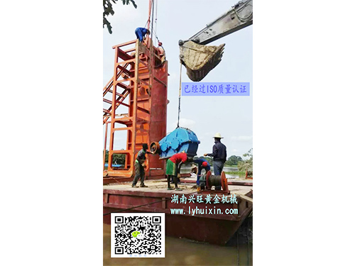 采金船-海外安裝現場(chǎng)